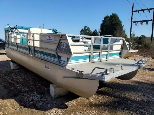 1993 JC Boat