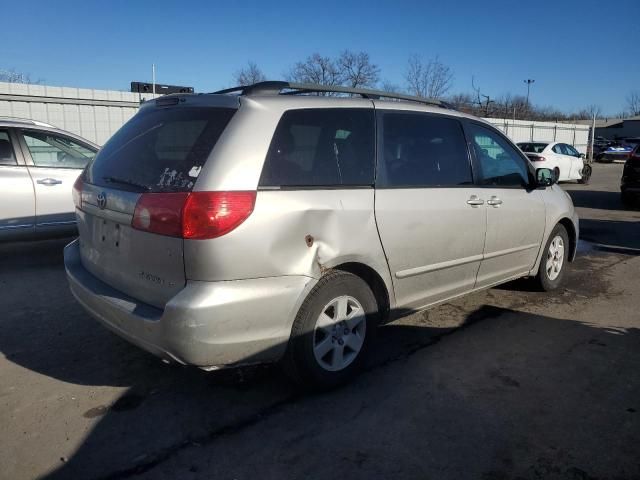 2007 Toyota Sienna CE