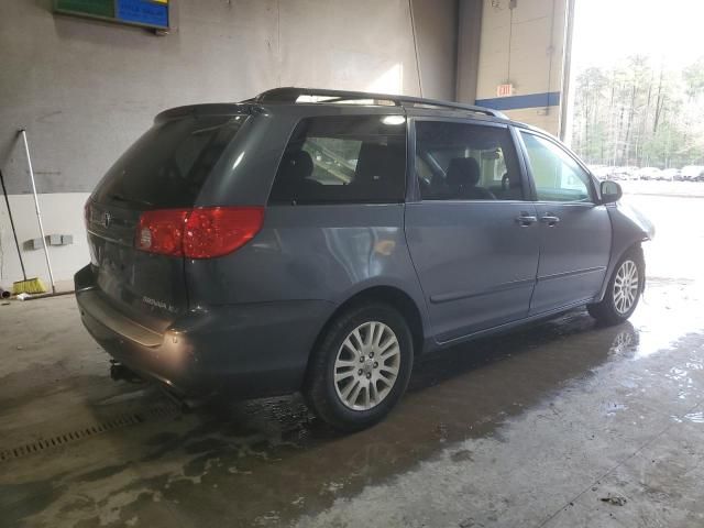 2007 Toyota Sienna XLE