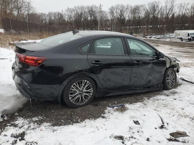 2023 KIA Forte GT Line