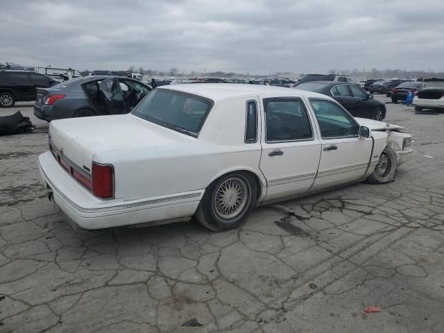 1997 Lincoln Town Car Signature