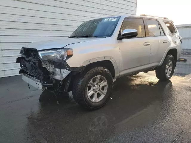 2022 Toyota 4runner SR5