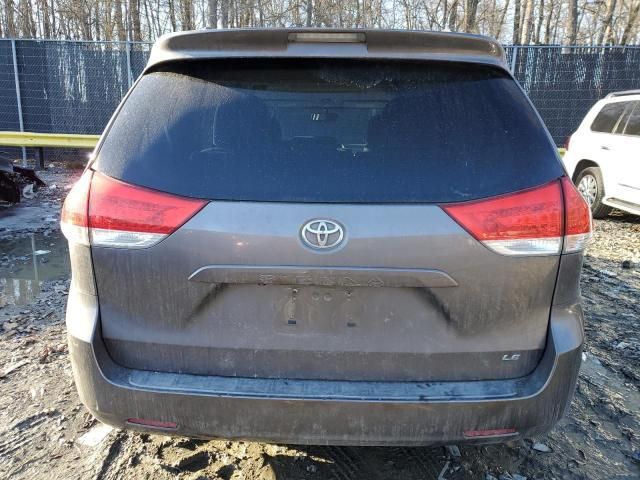 2011 Toyota Sienna LE