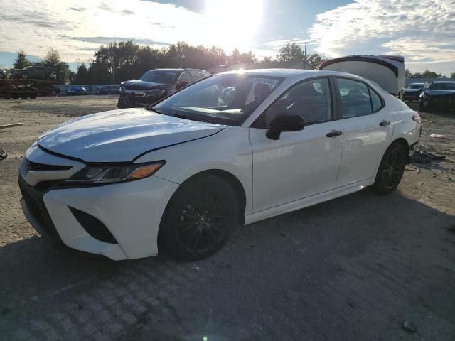 2020 Toyota Camry SE