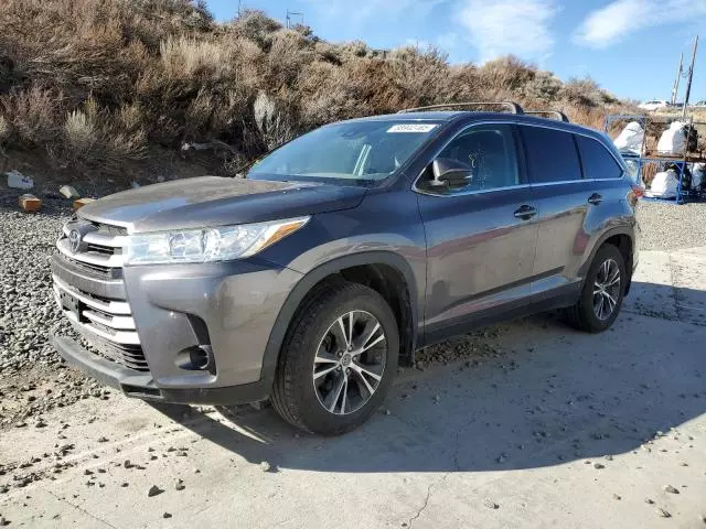 2019 Toyota Highlander LE