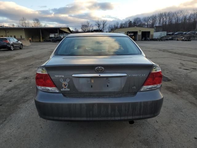 2005 Toyota Camry LE