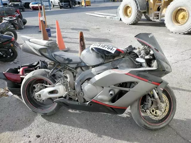 2005 Honda CBR1000 RR