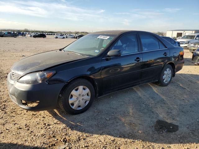 2005 Toyota Camry LE