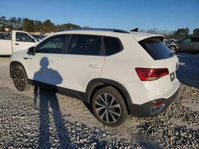 2022 Volkswagen Taos SE