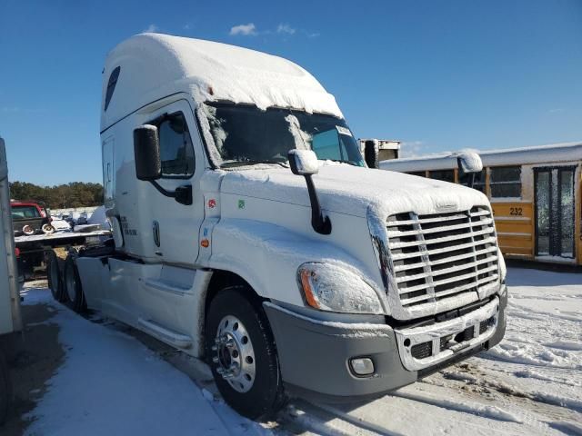 2016 Freightliner Cascadia 125