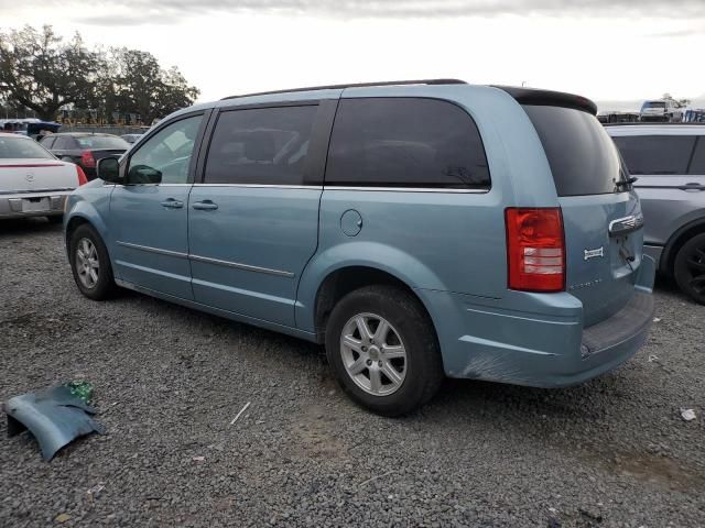 2010 Chrysler Town & Country Touring