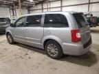 2015 Chrysler Town & Country Touring L