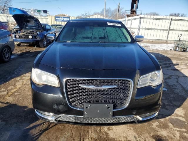 2016 Chrysler 300C