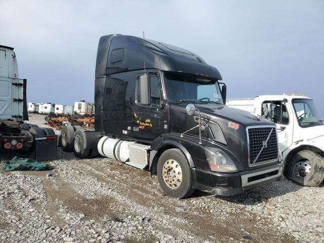 2011 Volvo VN VNL