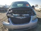 2005 Chrysler Town & Country