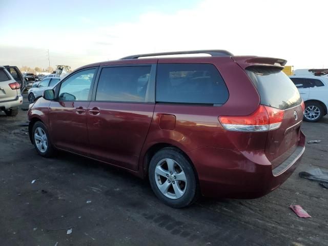 2012 Toyota Sienna LE