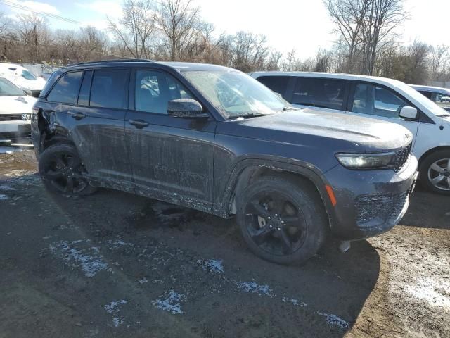 2023 Jeep Grand Cherokee Laredo