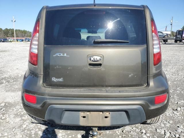 2013 KIA Soul +