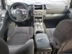 2005 Nissan Pathfinder LE