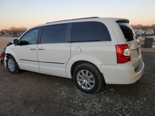 2012 Chrysler Town & Country Touring L