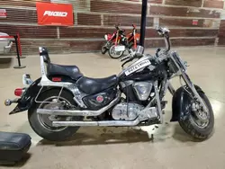 Salvage motorcycles for sale at Dallas, TX auction: 2001 Suzuki VL1500