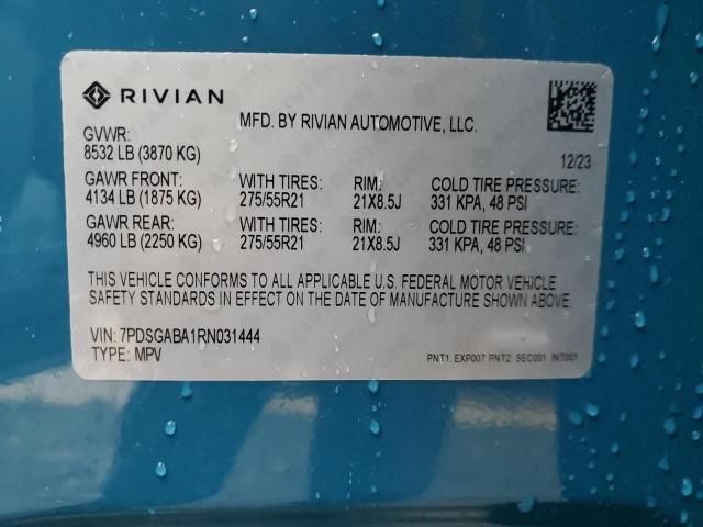 2024 Rivian R1S Adventure