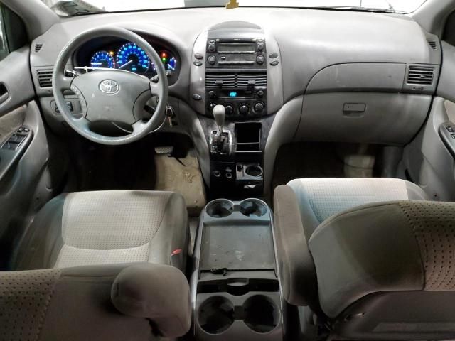 2010 Toyota Sienna CE