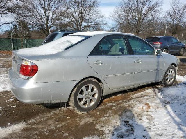 2005 Toyota Camry LE