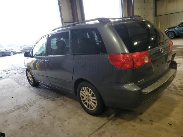 2008 Toyota Sienna XLE