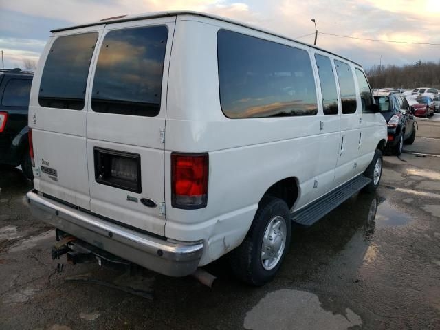 2014 Ford Econoline E350 Super Duty Wagon