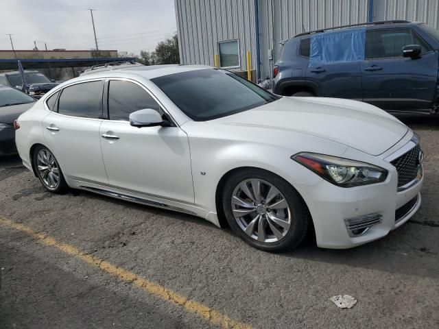 2017 Infiniti Q70 3.7