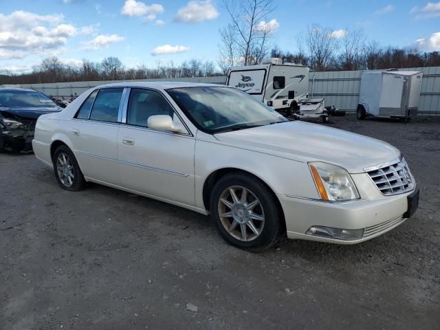 2011 Cadillac DTS Luxury Collection