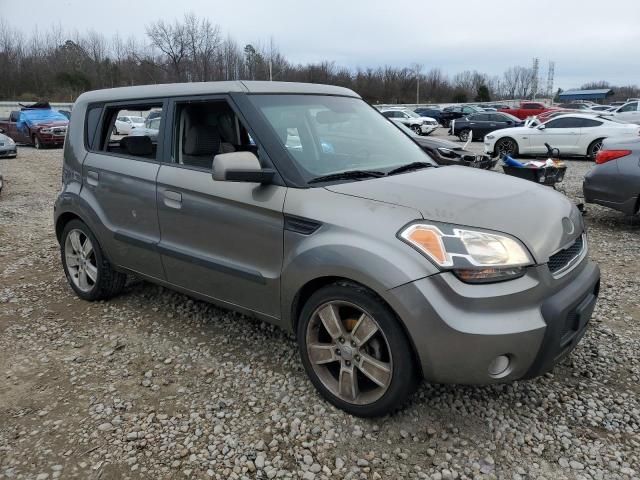 2010 KIA Soul +