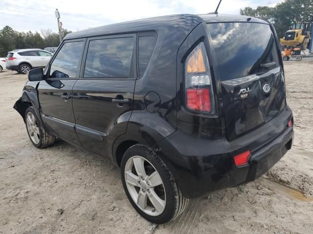 2011 KIA Soul +