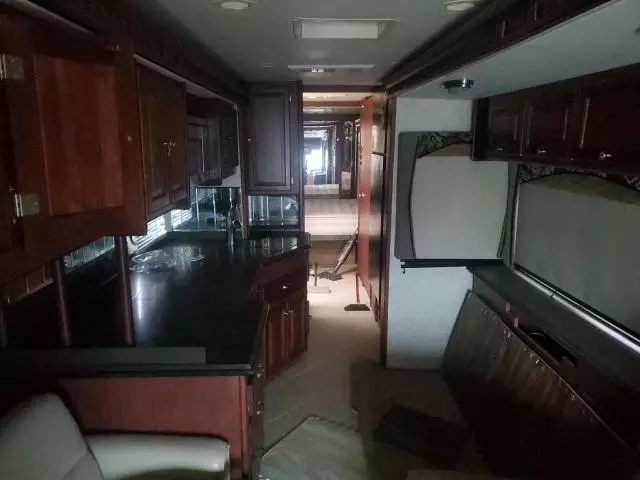 2006 Freightliner Chassis X Line Motor Home