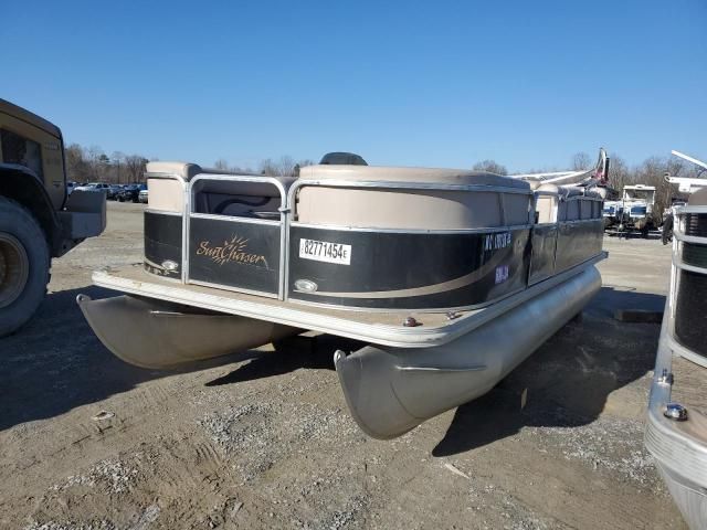 2013 Suncruiser Boat