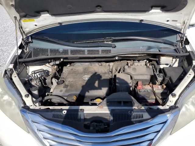 2011 Toyota Sienna XLE