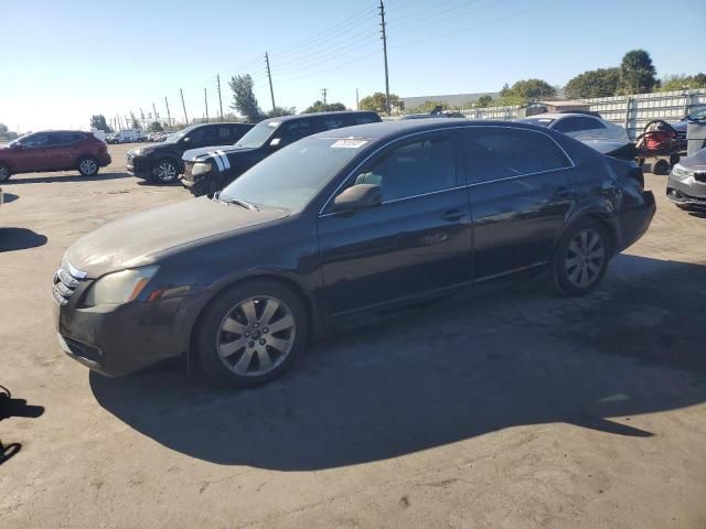 2005 Toyota Avalon XL