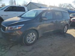 2017 KIA Sedona LX en venta en Wichita, KS