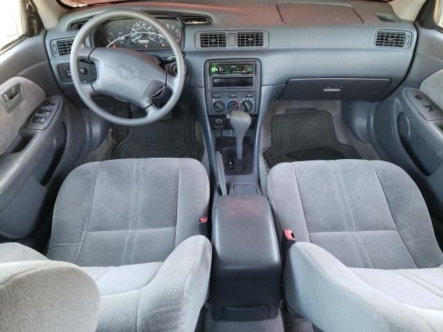 2000 Toyota Camry CE