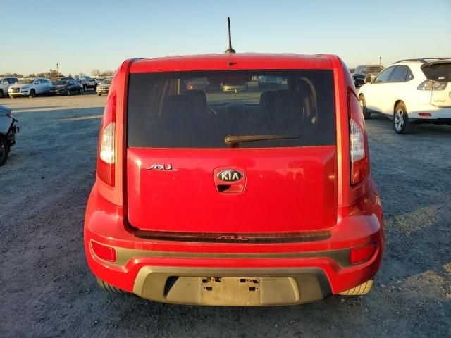 2013 KIA Soul +