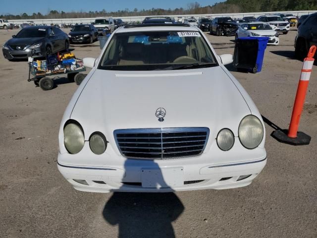 2001 Mercedes-Benz E 320