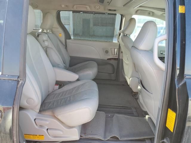 2011 Toyota Sienna XLE