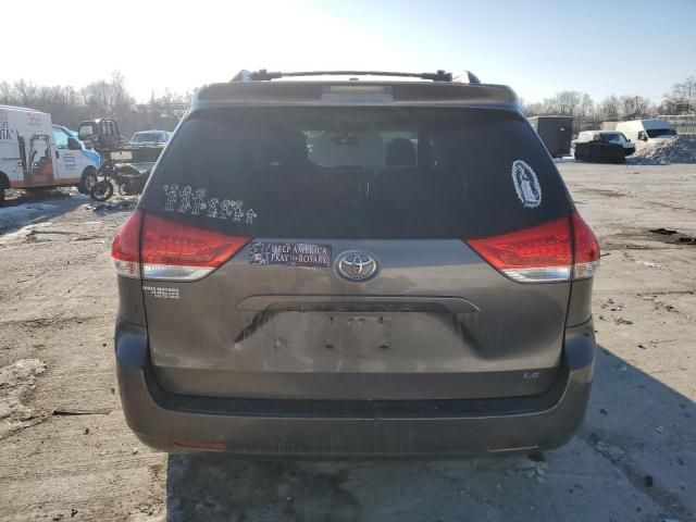 2011 Toyota Sienna LE