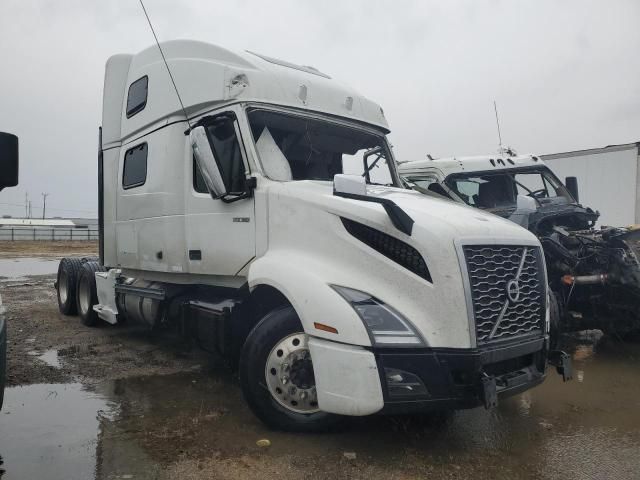 2023 Volvo VN VNL