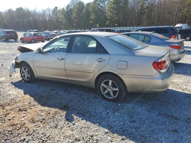 2005 Toyota Camry LE