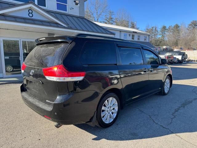 2013 Toyota Sienna XLE