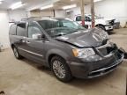 2016 Chrysler Town & Country Touring L