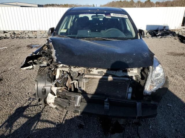 2012 Nissan Versa S