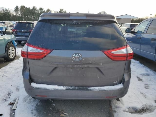 2015 Toyota Sienna LE